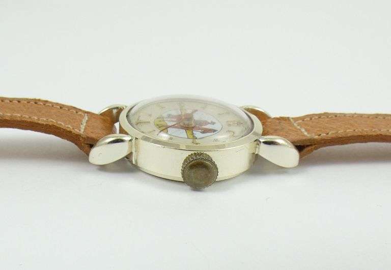 VINTAGE YOUTH'S WRISTWATCH