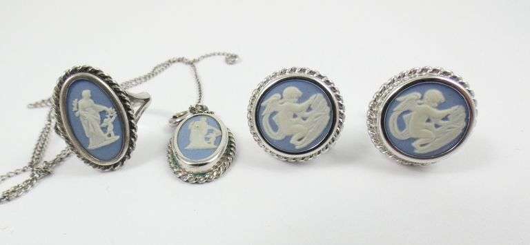 WEDGWOOD JEWELLERY