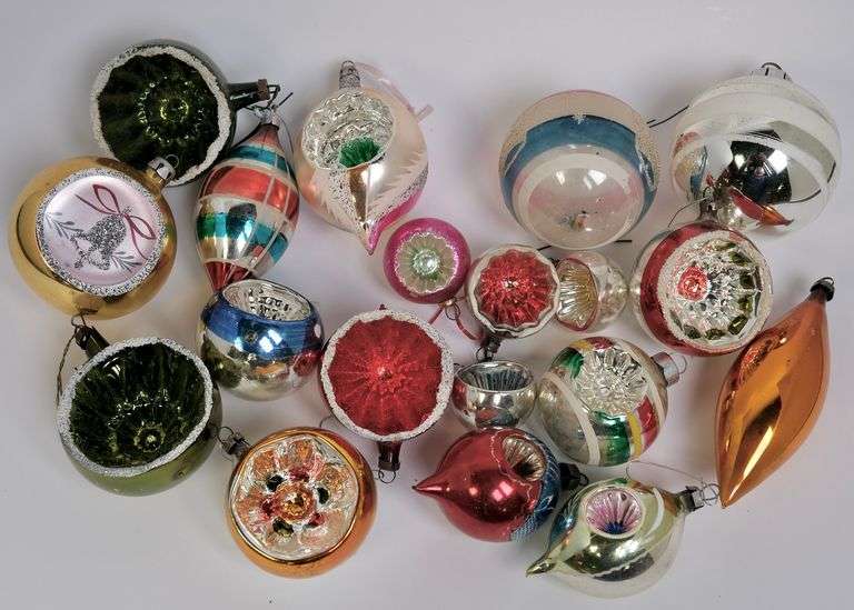 CHRISTMAS BALL ORNAMENTS