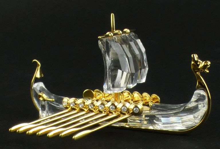 3 SWAROVSKI CRYSTAL MEMORIES