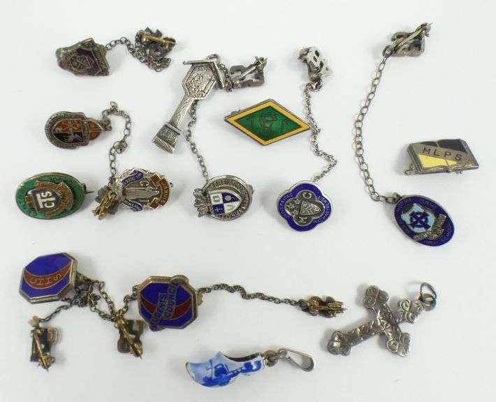 ANTIQUE & VINTAGE SILVER JEWELLERY