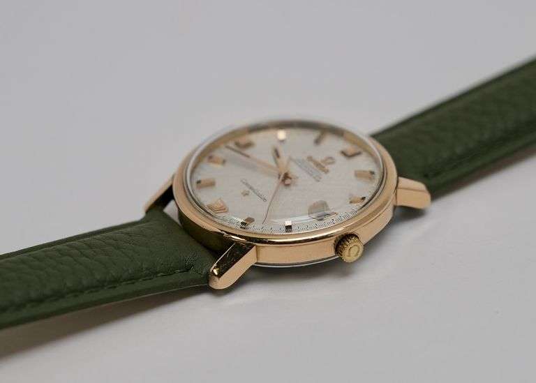 OMEGA CONSTELLATION WATCH