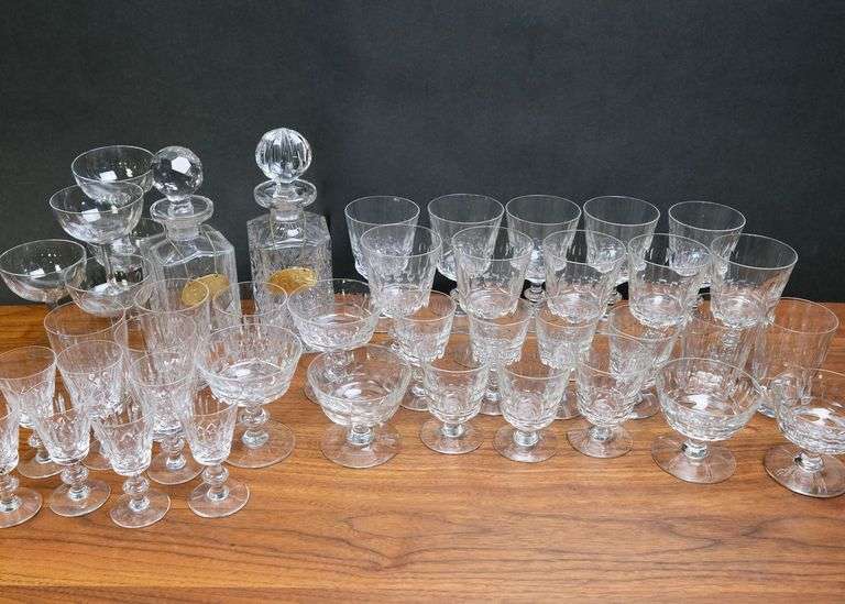 CRYSTAL DECANTERS AND GLASSES