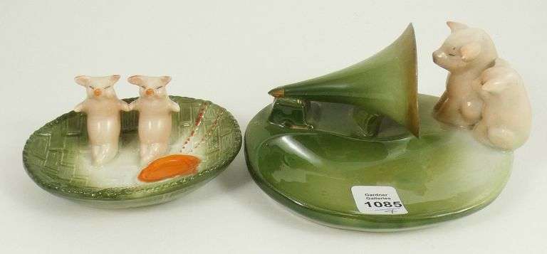 4 PIG FAIRING DISHES