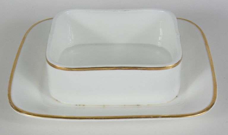 CUPS & SAUCERS; SERVING DISH