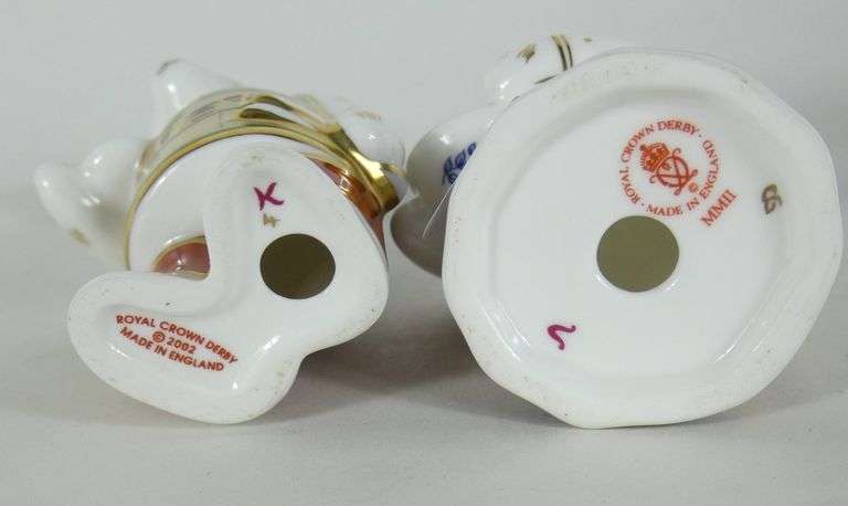 2 DERBY BEAR FIGURES