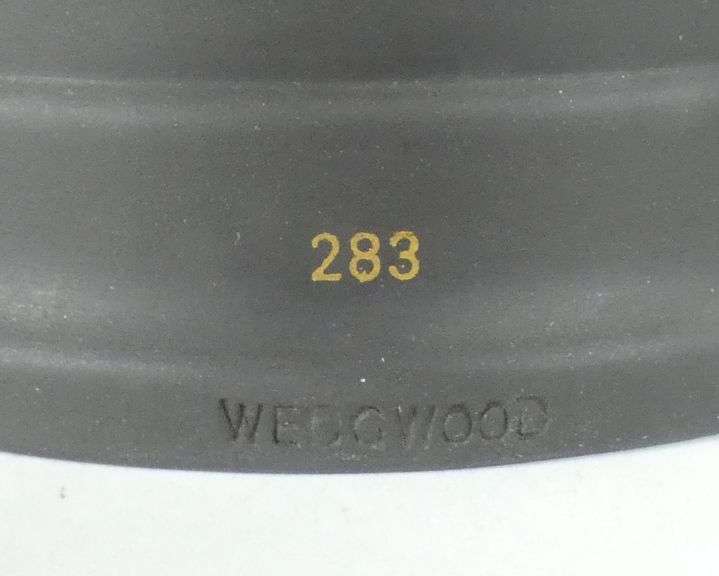 WEDGWOOD ROYALTY BUST