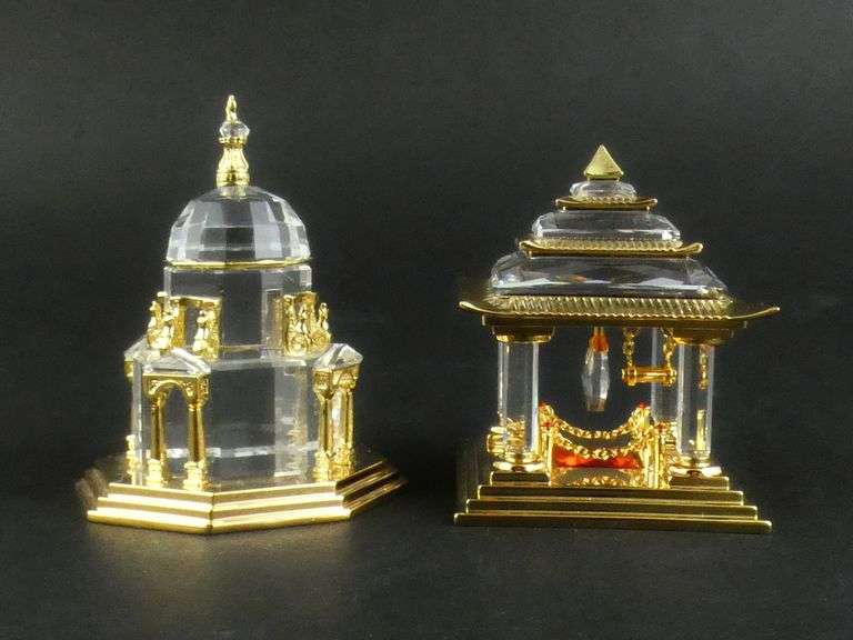 4 SWAROVSKI CRYSTAL BUILDINGS