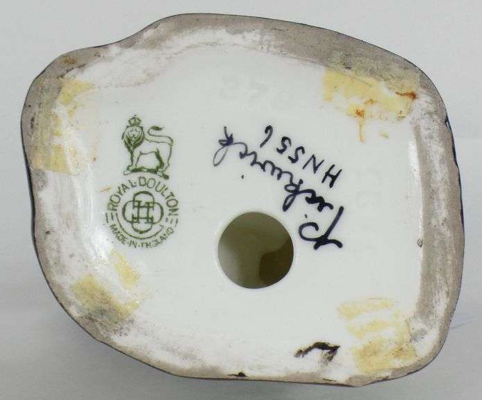 DOULTON DICKENS FIGURINE