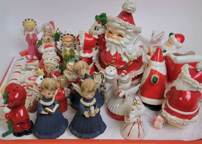 CERAMIC CHRISTMAS DECORATIONS