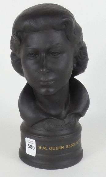 WEDGWOOD ROYALTY BUST