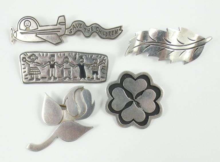 5 STERLING SILVER BROOCHES