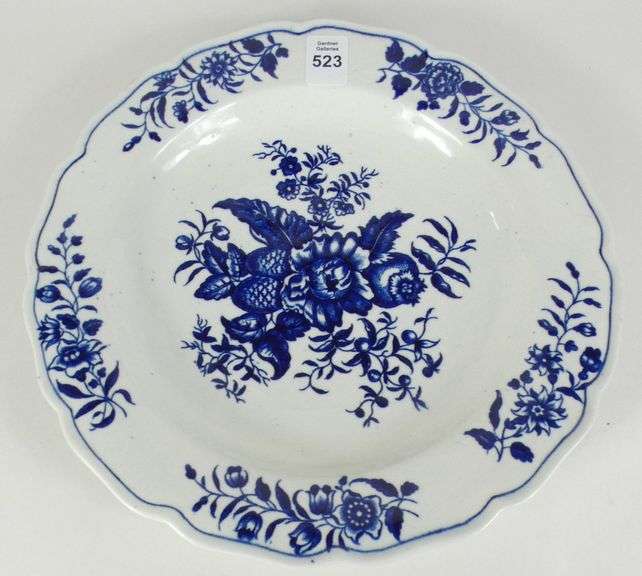 EARLY WORCESTER PLATE