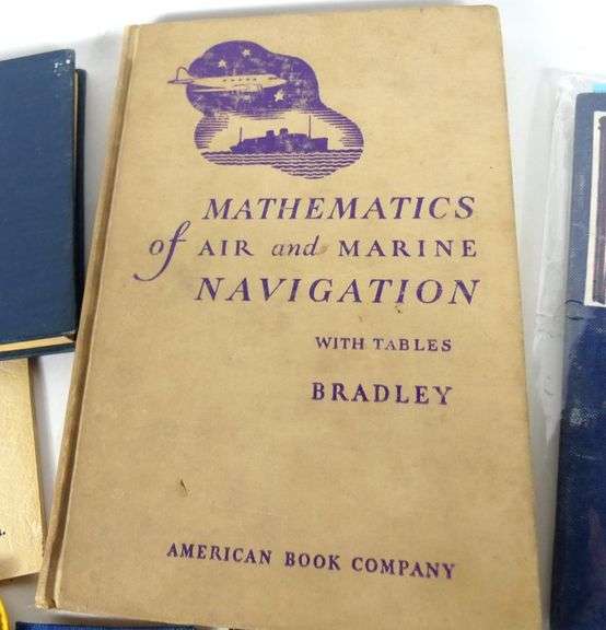 MILITARY/AIR FORCE BOOKLETS & COLLECTIBLES