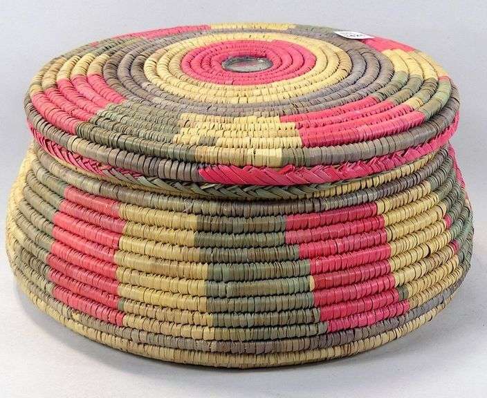 COILED STRAW BASKET