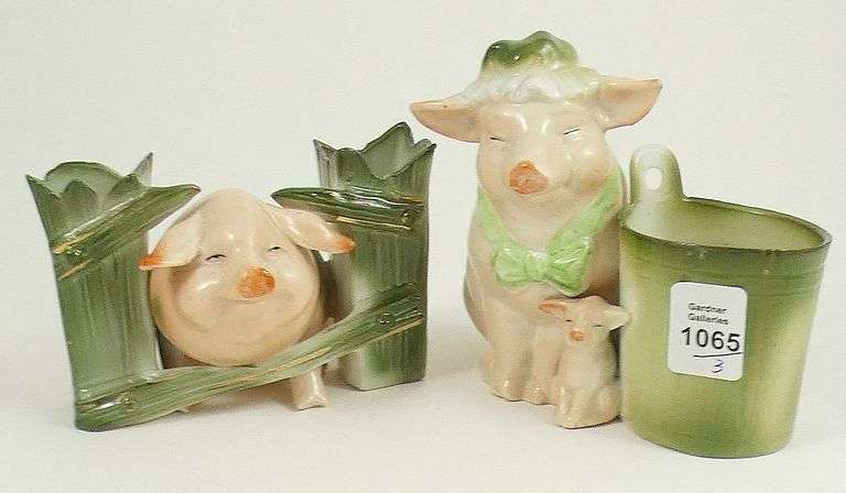 3 PIG FAIRING VASES