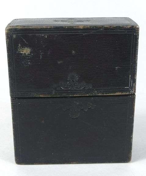 CIRCA 1900 APOTHECARY SET