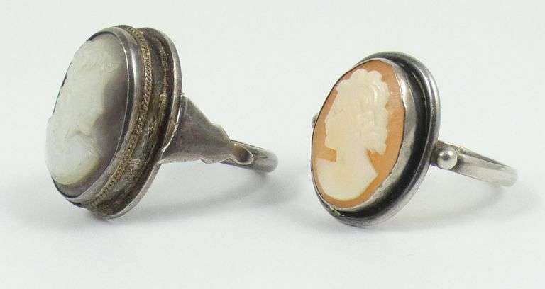 2 ANTIQUE CAMEO RINGS