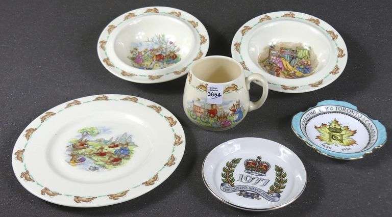 BUNNYKINS CHINA & TWO COMMEMORATIVE DISHES
