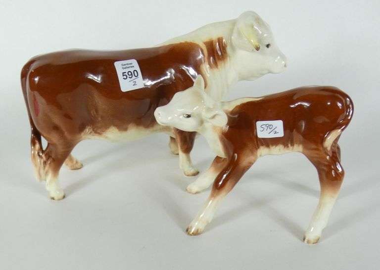 2 BESWICK ANIMAL FIGURINES