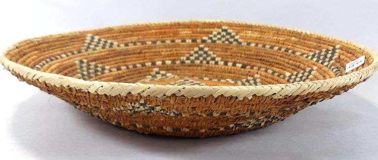INDIGENOUS WOVEN BASKET