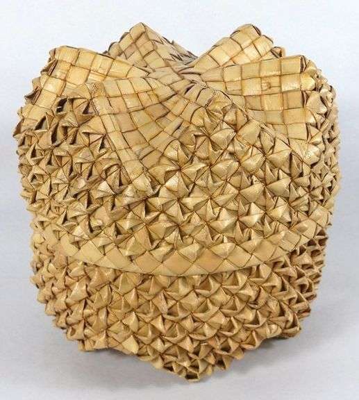 VINTAGE MIC MAC/PENOBSCOT CURLY BASKET