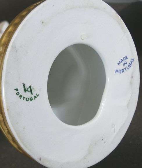 VISTA ALEGRE CENTREPIECE & PAIR CANDLESTICKS