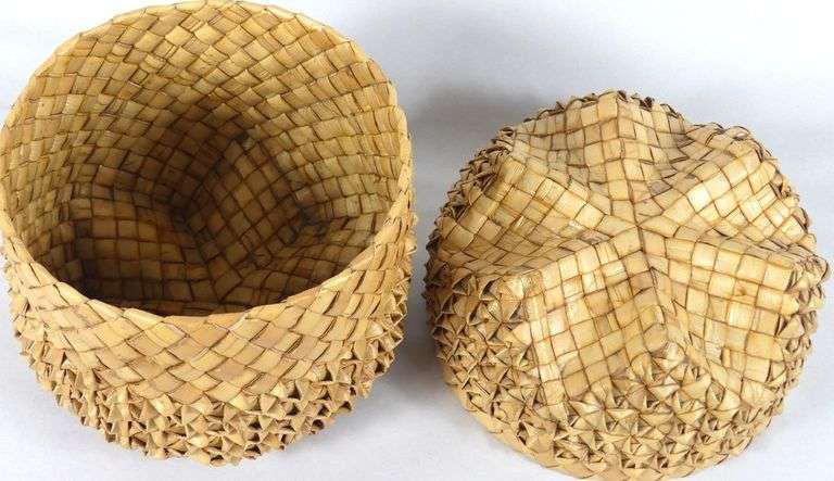 VINTAGE MIC MAC/PENOBSCOT CURLY BASKET