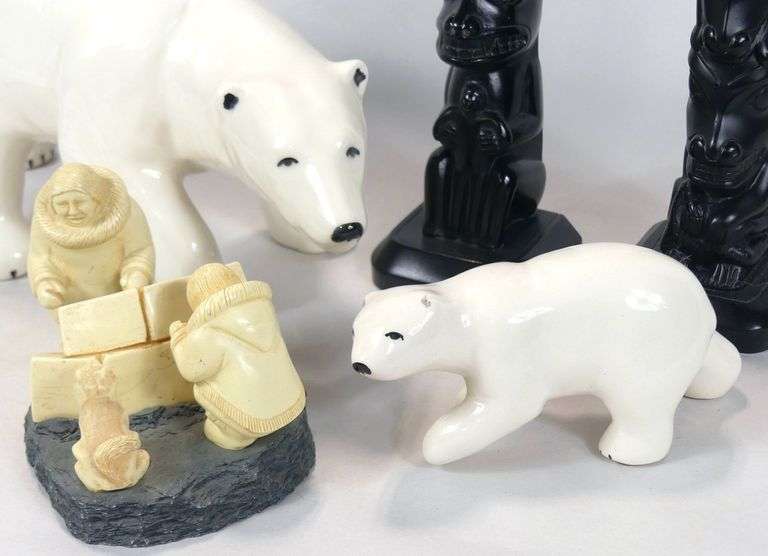 FIGURINES, TOTEM POLES