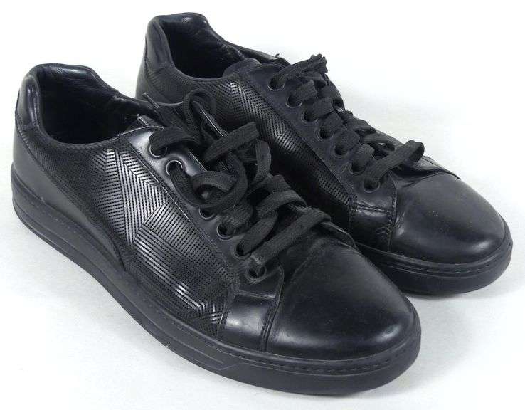 PAIR PRADA DESIGNER SHOES
