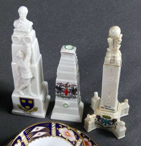 PORCELAIN INCL. ROYAL CROWN DERBY