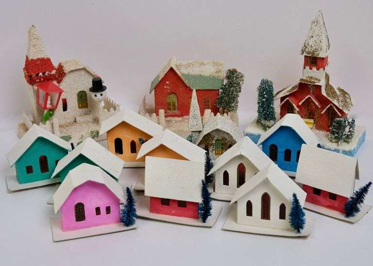 VINTAGE CHRISTMAS VILLAGE
