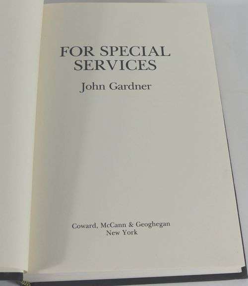 FOR SPECIAL SERVICES, JAMES BOND NOVEL BY JOHN GARDNER