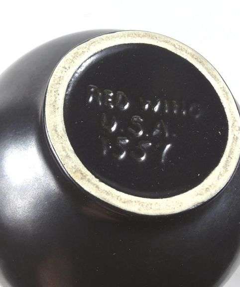 VINTAGE RED WING VASE