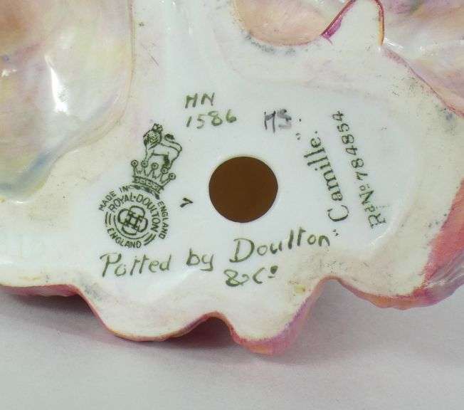 ROYAL DOULTON "CAMILLE"