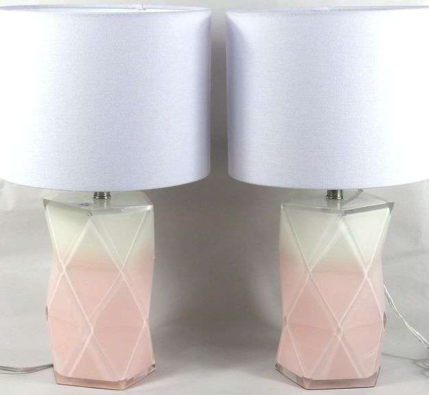PAIR DECORATOR TABLE LAMPS