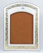 STERLING SIVER PORTRAIT FRAME