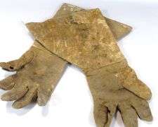 PAIR VINTAGE RIDING GLOVES