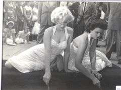 MARILYN MONROE & JANE RUSSELL PHOTO