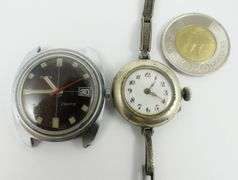 2 WRISTWATCHES