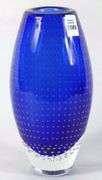 ART GLASS VASE