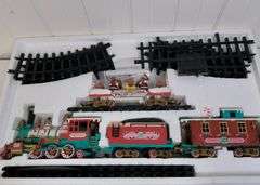 CHRISTMAS TRAIN SET