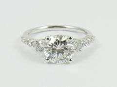 MAGNIFICENT DIAMOND RING