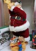 CHRISTMAS COLLECTIBLES