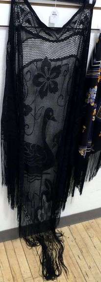 PIANO SCARF & RETRO FLORAL SHAWL