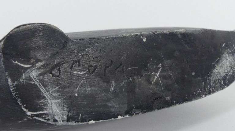 INUIT SEAL CARVING