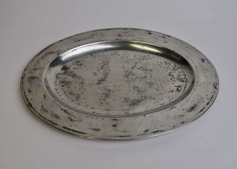 EARLY PEWTER PLATTER