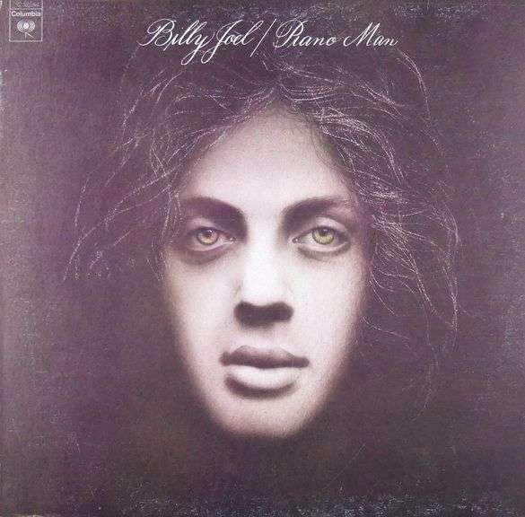 VINYL RECORDS & TURNTABLE