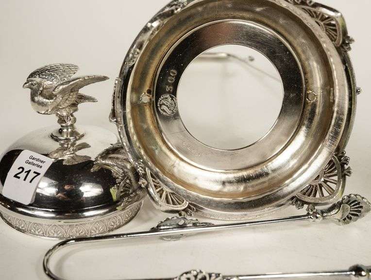 VASELINE GLASS PICKLE CRUET