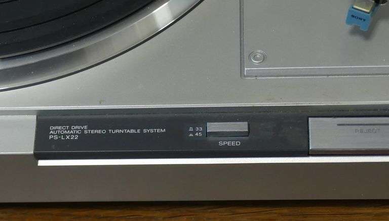 SONY TURNTABLE